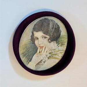 Vintage Importina Genuine Basque Beret – Plum with Art Deco Lady Motif